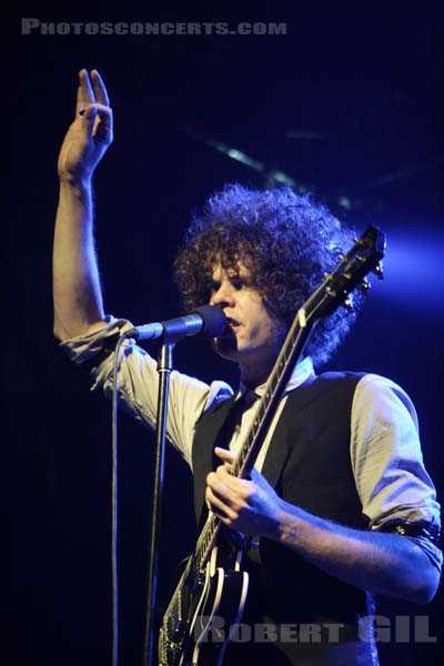 WOLFMOTHER - 2006-11-17 - PARIS - Elysee Montmartre - 
